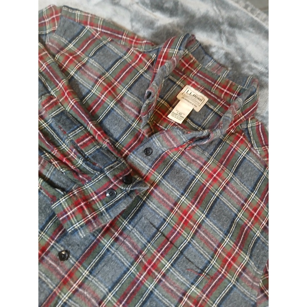 L.L. Bean Men's Flannel  Plaid Shirt   Long Sleeve Traditional Fit SZ LARGE